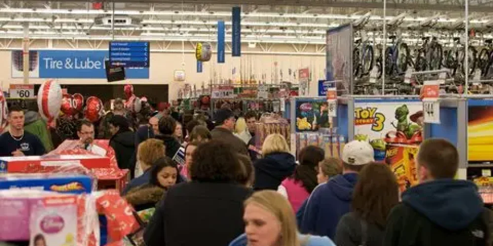 Millionaire Mind: How To Avoid Overspending And Debt This Holiday Season