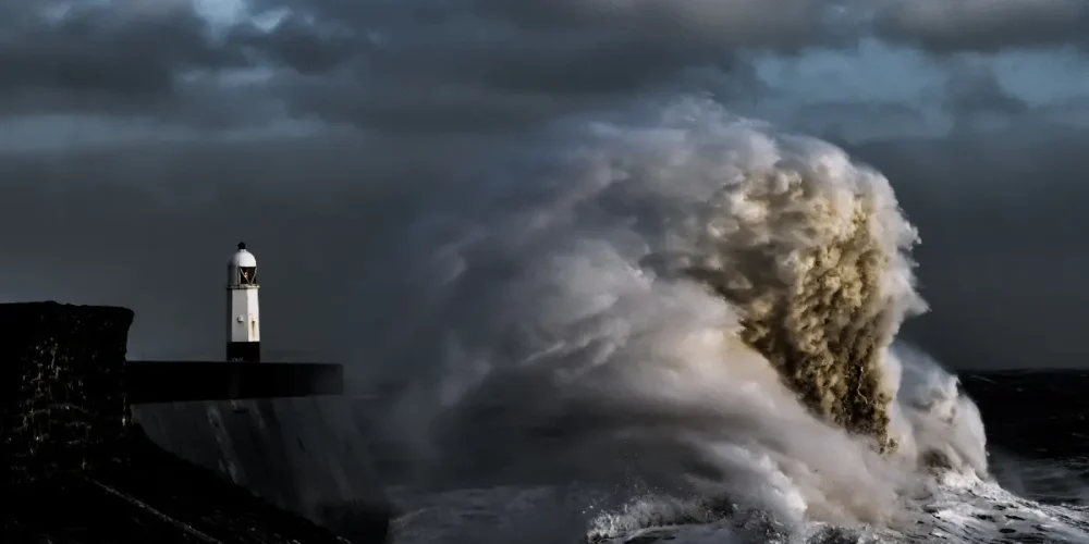 How To Survive The Global Economic Crisis: 5 Tips To Ride Out The Raging Storm
